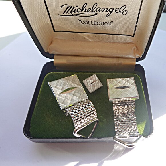 Mens Cuff links and Matching Tie Tack - Picture 1 of 2